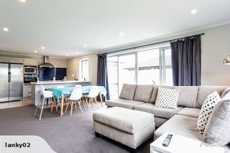 Photo of property in 37 Myles Way, Lower Shotover, Queenstown, 9304