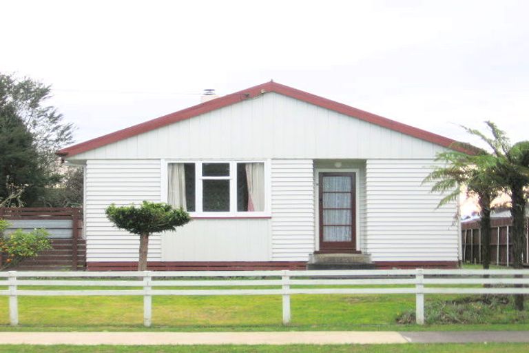 Photo of property in 77 Bryant Road, St Andrews, Hamilton, 3200