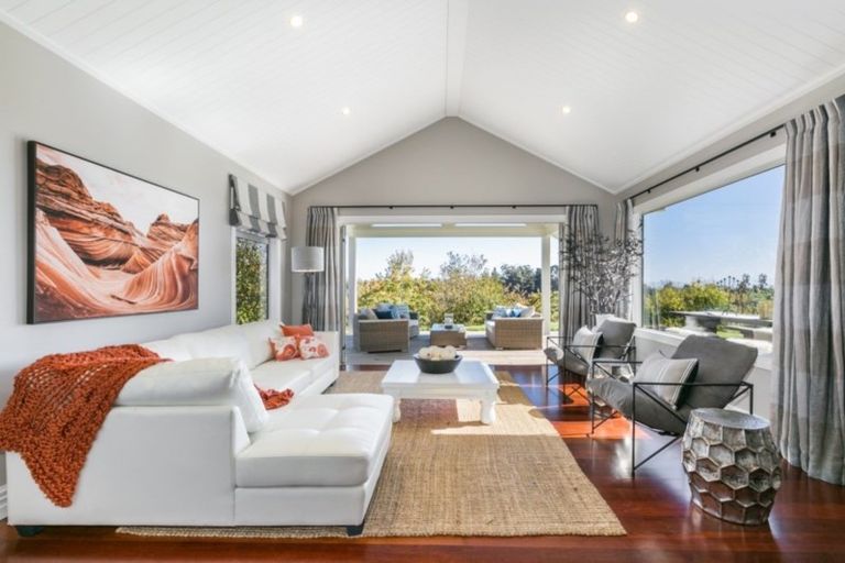 Photo of property in 24 Tauroa Valley Road, Havelock North, 4130