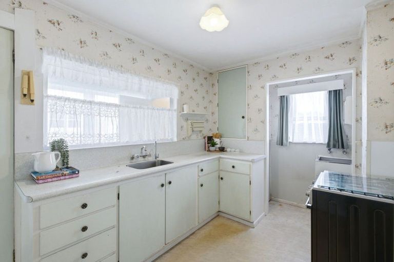 Photo of property in 35 Abbot Street, Gonville, Whanganui, 4501