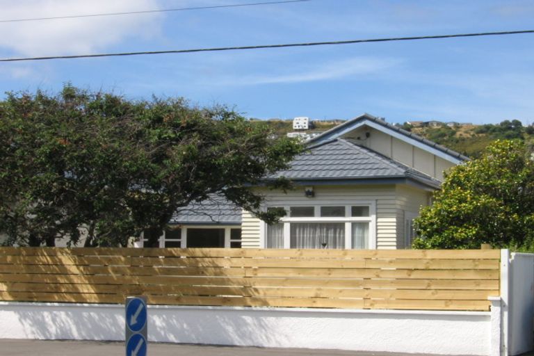 Photo of property in 91 Derwent Street, Island Bay, Wellington, 6023