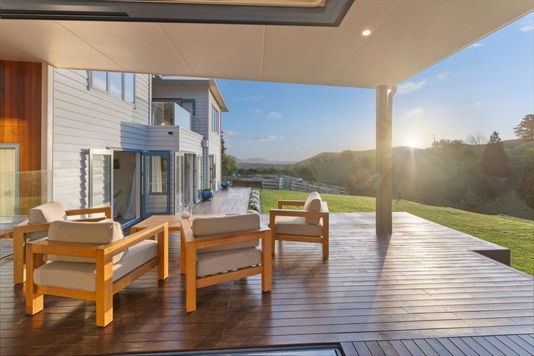 Photo of property in 105 Waterfall Road, Paraparaumu, 5032