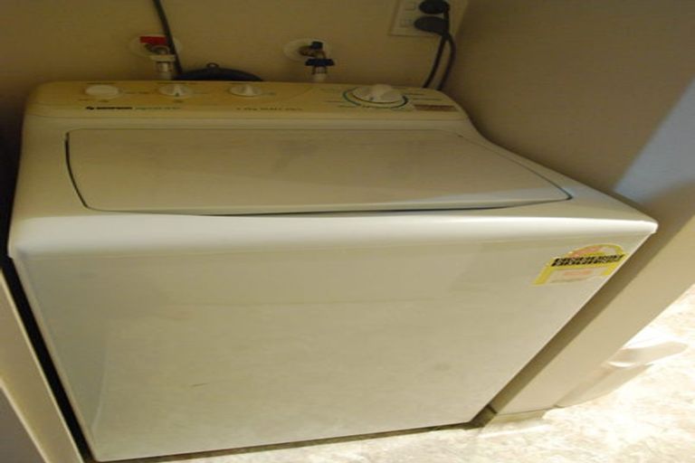 Photo of property in St Peters Apartments, 8c/192 Willis Street, Te Aro, Wellington, 6011