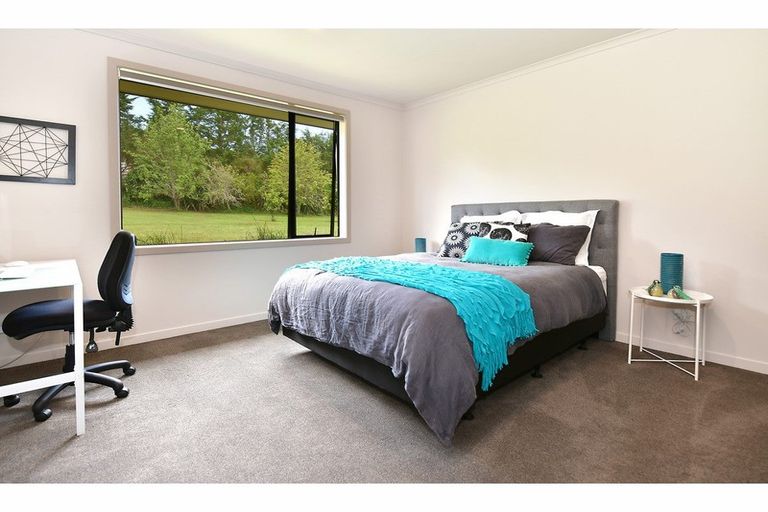 Photo of property in 257 Upper Waiwera Road, Puhoi, Silverdale, 0994