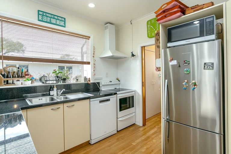 Photo of property in 59 Kent Street, Carterton, 5713