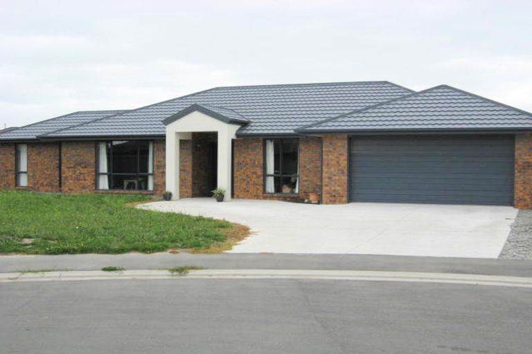 Photo of property in 45 Campion Place, Rolleston, 7614