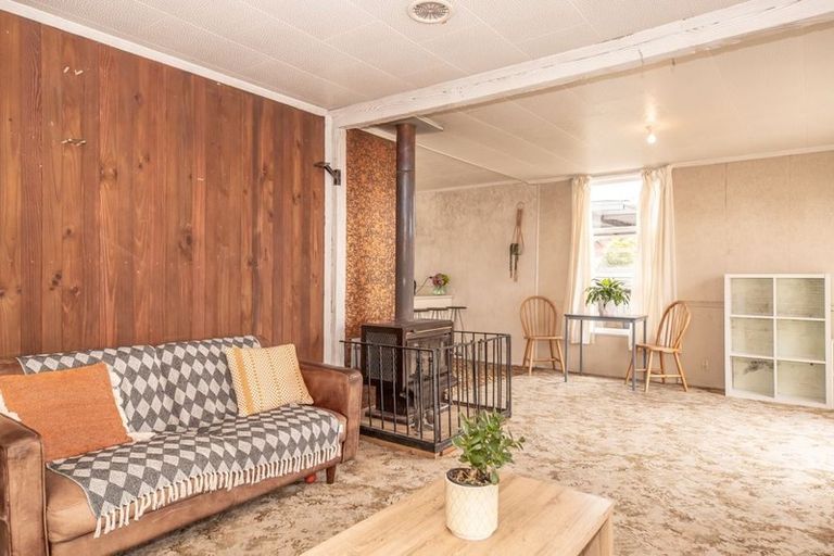 Photo of property in 132 Peel Street, Westport, 7825