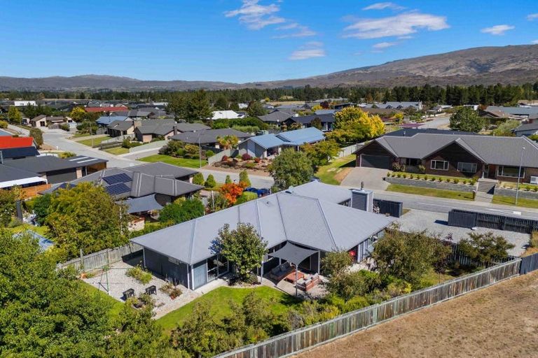 Photo of property in 1 Elizabeth Place, Clyde, 9330