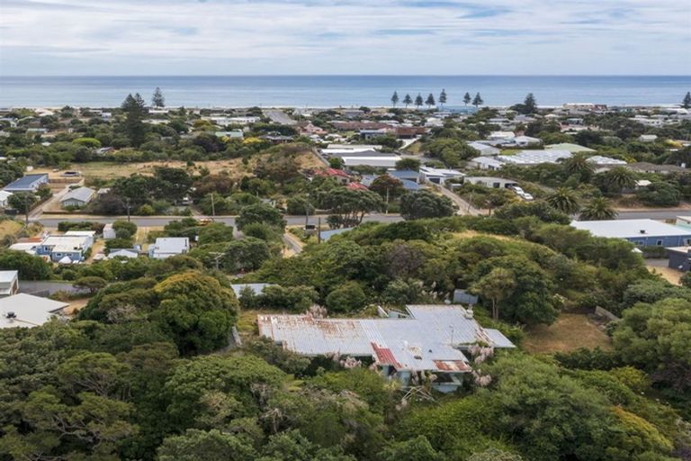 Photo of property in 36 Ngaio Street, Otaki Beach, Otaki, 5512