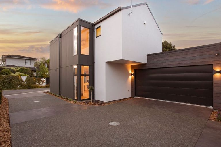 Photo of property in 54b Innes Road, St Albans, Christchurch, 8052