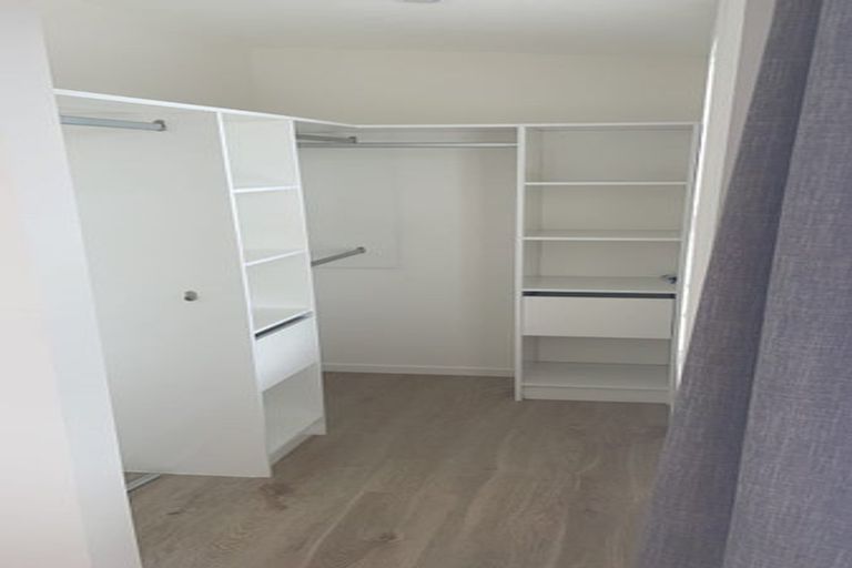 Photo of property in 8/14 Kerswill Place, Pakuranga, Auckland, 2010