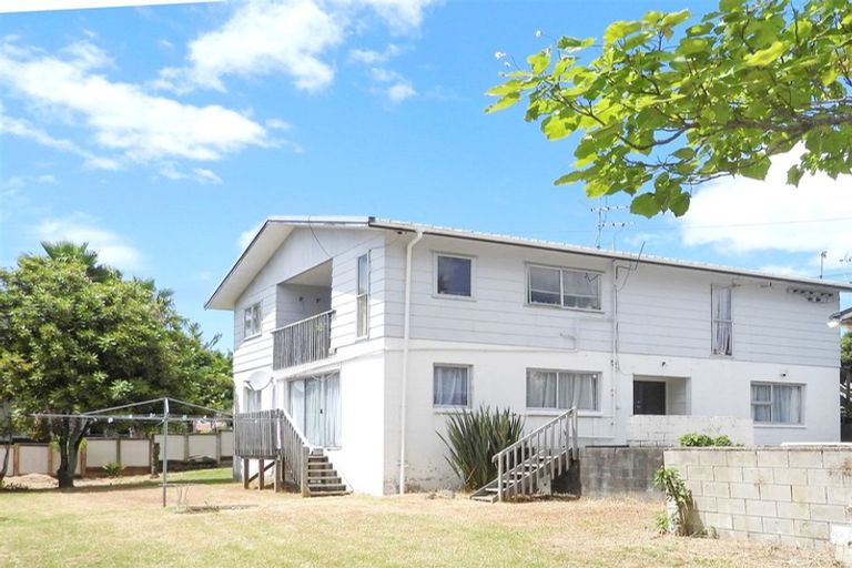 Photo of property in 1/41 Koromiko Street, New Lynn, Auckland, 0600