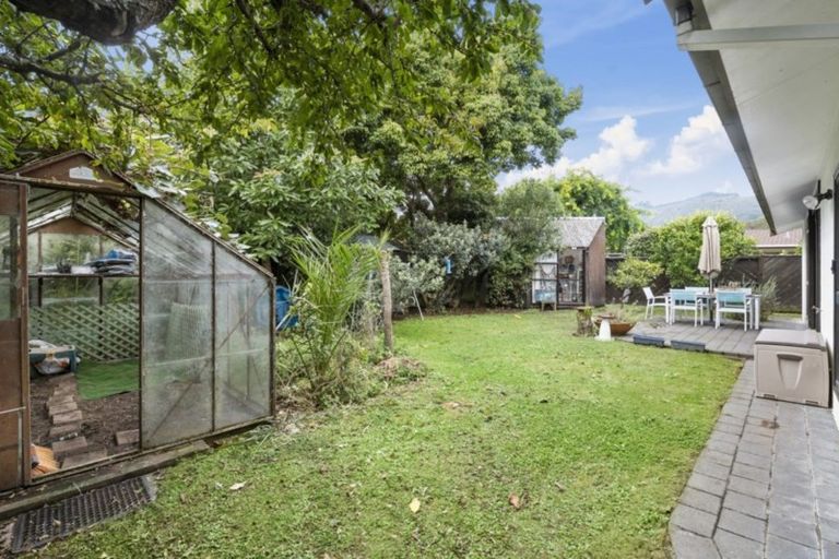Photo of property in 39 Waddington Drive, Naenae, Lower Hutt, 5011