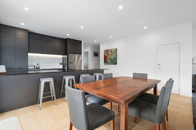 Photo of property in 53 Tenby Street, Wanaka, 9305