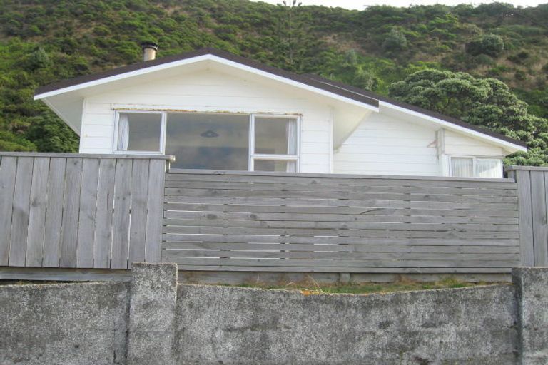 Photo of property in 159 Breaker Bay Road, Breaker Bay, Wellington, 6022