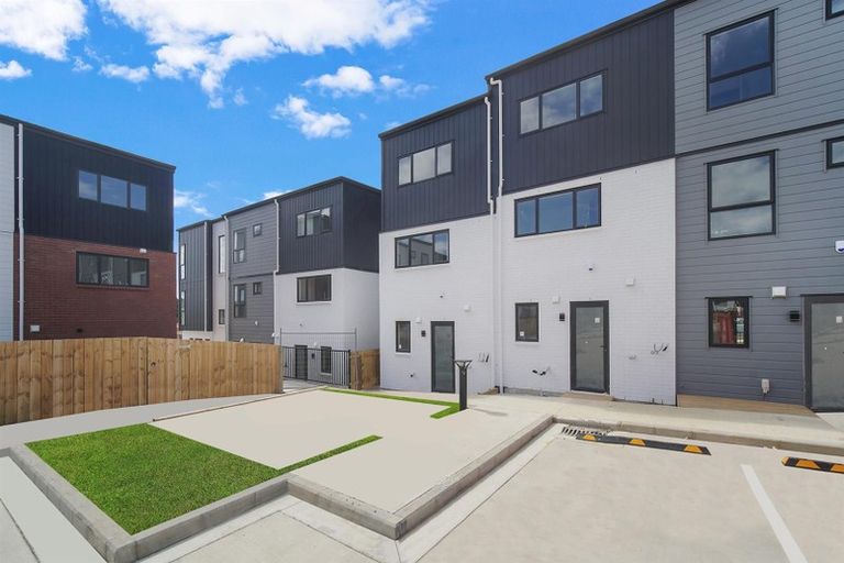 Photo of property in 19 Treeline Lane, Flat Bush, Auckland, 2019