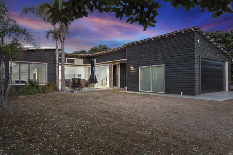 Photo of property in 162 Omaha Drive, Omaha, 0986