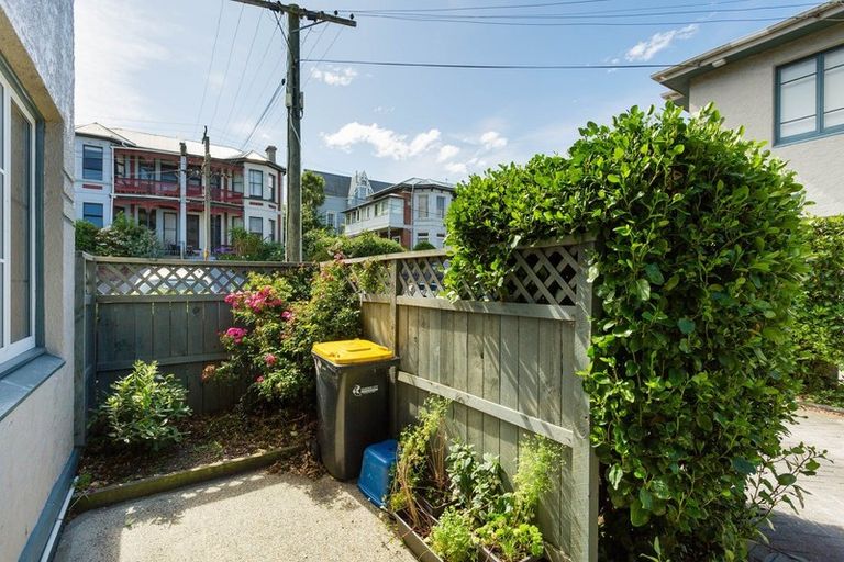 Photo of property in 53 Manor Place, Dunedin Central, Dunedin, 9016