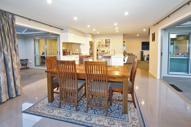 Photo of property in 15 Amokura Crescent, Flagstaff, Hamilton, 3210