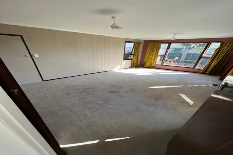 Photo of property in 45 Kuaka Crescent, Bromley, Christchurch, 8062