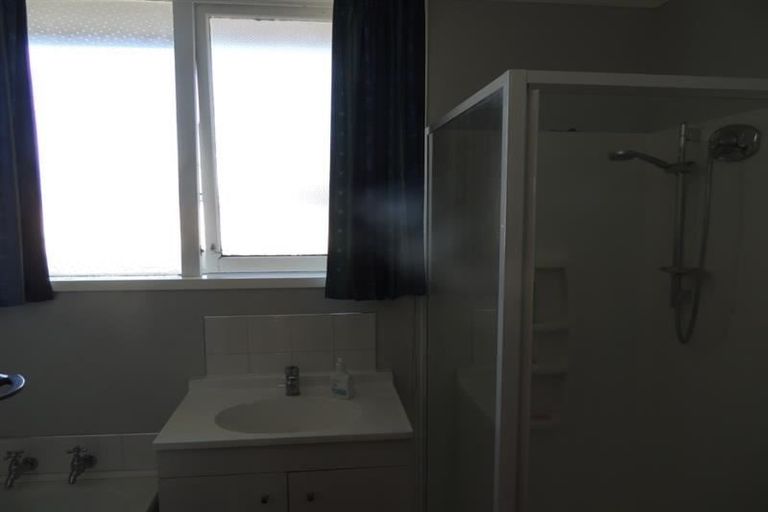 Photo of property in 2 Cornwall Road, Taradale, Napier, 4112