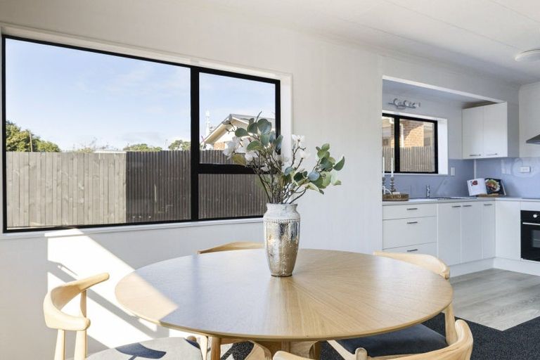 Photo of property in 13 Tukapa Street, Westown, New Plymouth, 4310