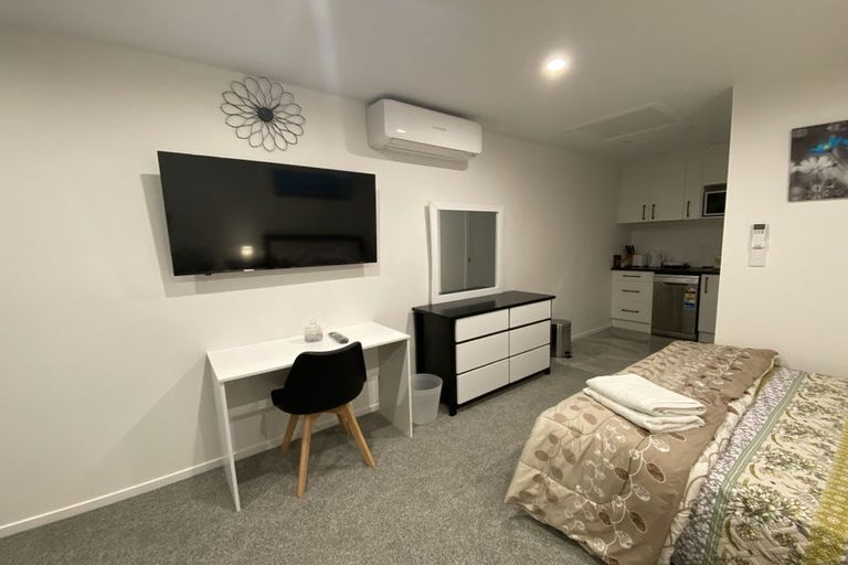 Photo of property in 8 Defoe Avenue, Hillcrest, Hamilton, 3216