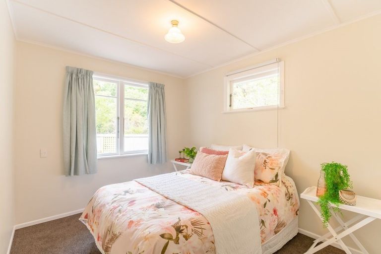 Photo of property in 20 Leinster Avenue, Raumati South, Paraparaumu, 5032