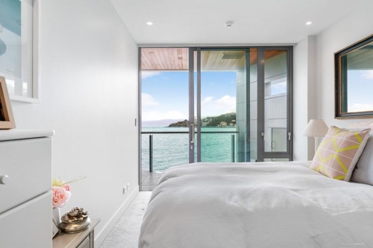 Photo of property in Clyde Quay Wharf, 2d/1 Clyde Quay Wharf, Te Aro, Wellington, 6011