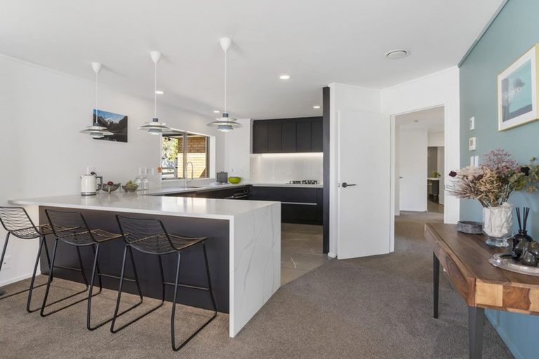 Photo of property in 47 Crawford Avenue, Mangere Bridge, Auckland, 2022