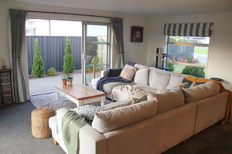 Photo of property in 25 Whiteoak Grove, Tinwald, Ashburton, 7700