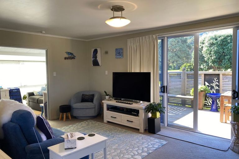 Photo of property in 33 West Crescent, Te Puru, Thames, 3575