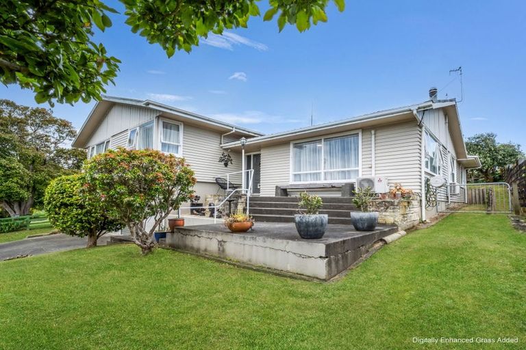 Photo of property in 11 Ries Street, Dannevirke, 4930