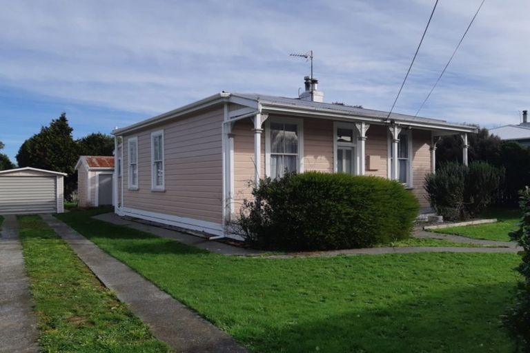 Photo of property in 6 Hayward Street, Featherston, 5710