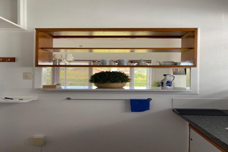 Photo of property in 16 Bangor Street, Point Chevalier, Auckland, 1022