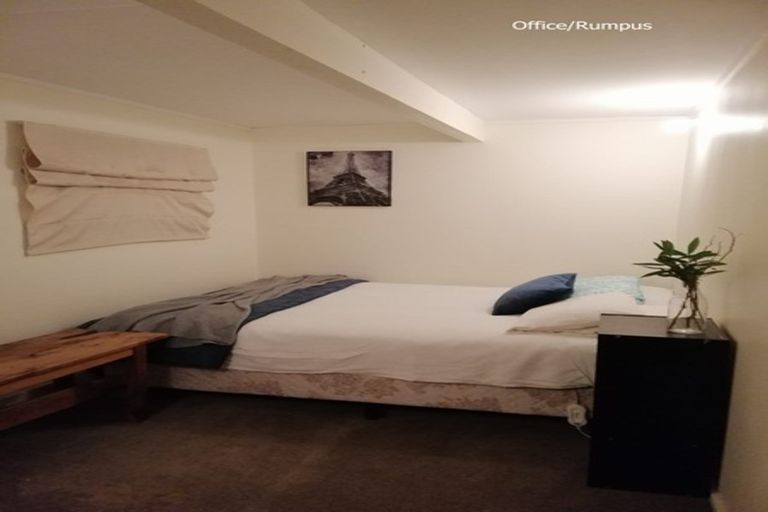 Photo of property in 94 Tuhikaramea Road, Dinsdale, Hamilton, 3204