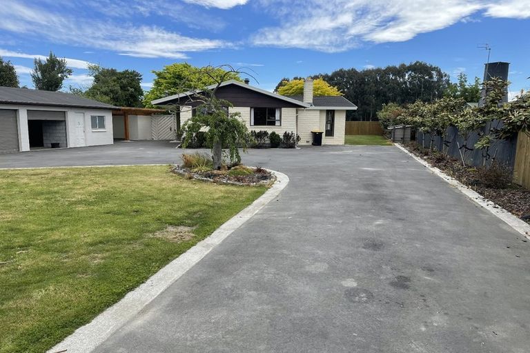 Photo of property in 1409 Main North Road, Waikuku, Rangiora, 7473