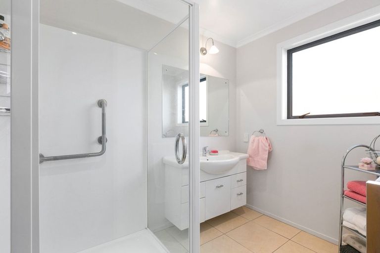 Photo of property in 137b Macandrew Road, South Dunedin, Dunedin, 9012