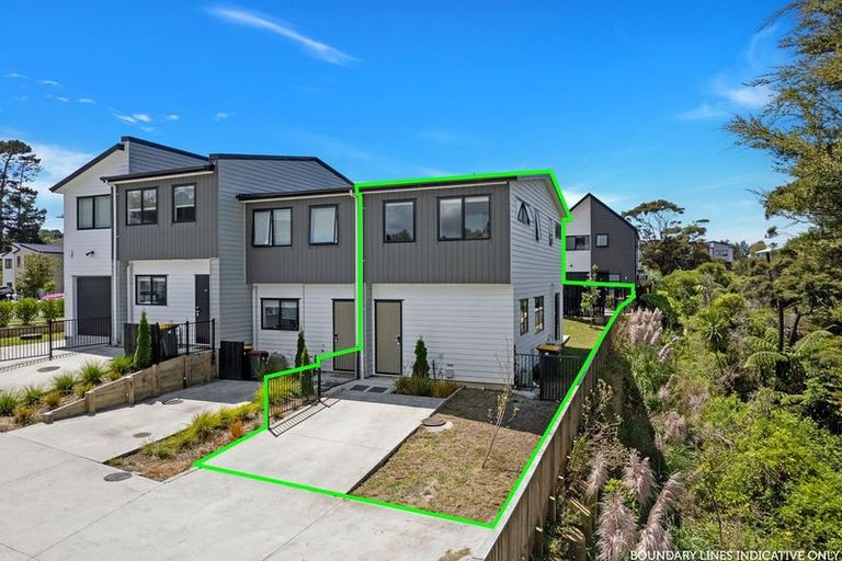 Photo of property in 26 Kaimai Avenue, Massey, Auckland, 0614