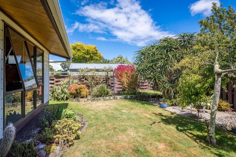 Photo of property in 99a Rimu Road, Raumati Beach, Paraparaumu, 5032