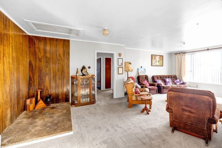 Photo of property in 31 Allison Street, Opunake, 4616