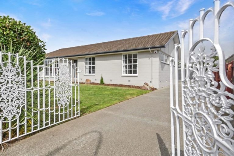 Photo of property in 5 Greenock Street, Redwood, Christchurch, 8051