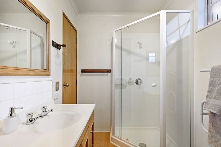 Photo of property in 2 Curletts Road, Sockburn, Christchurch, 8042