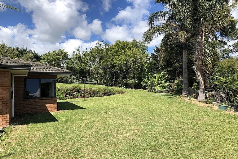 Photo of property in 125b Waimate North Road, Kerikeri, 0293