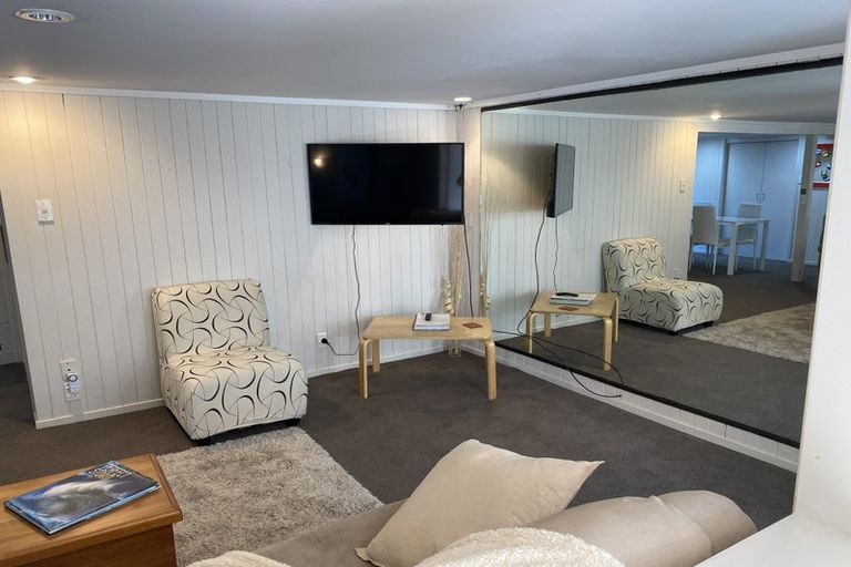 Photo of property in 238 Hibiscus Coast Highway, Orewa, 0931