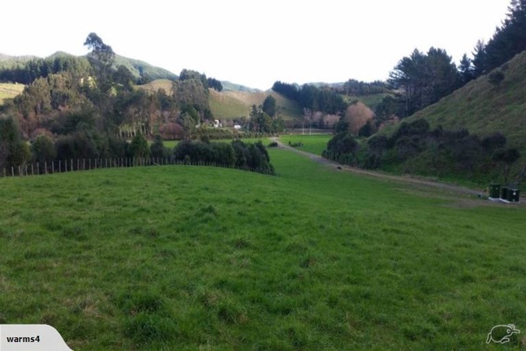 Photo of property in 964 Whitemans Valley Road, Whitemans Valley, Upper Hutt, 5371