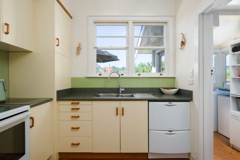 Photo of property in 11 Tukura Road, Inner Kaiti, Gisborne, 4010