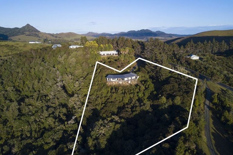 Photo of property in 852 Taupo Bay Road, Taupo Bay, Mangonui, 0494