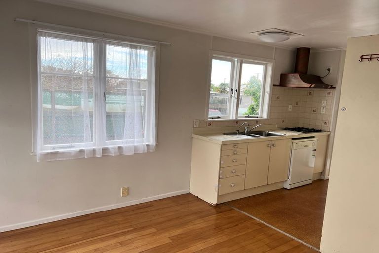 Photo of property in 90 Friedlanders Road, Manurewa, Auckland, 2102