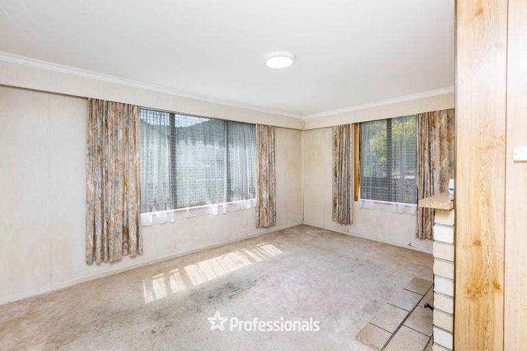 Photo of property in 17 Cleland Crescent, Naenae, Lower Hutt, 5011